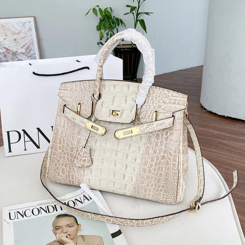 Luxore™ Livia