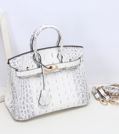 Luxore™ Livia