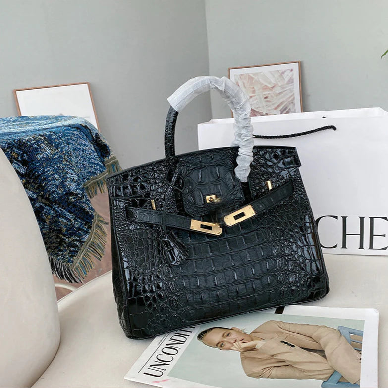 Luxore™ Livia