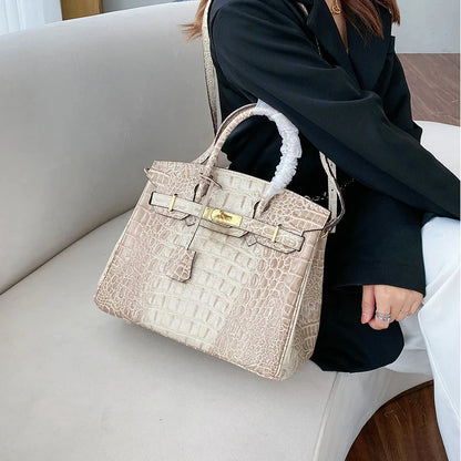 Luxore™ Livia