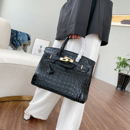 Luxore™ Livia
